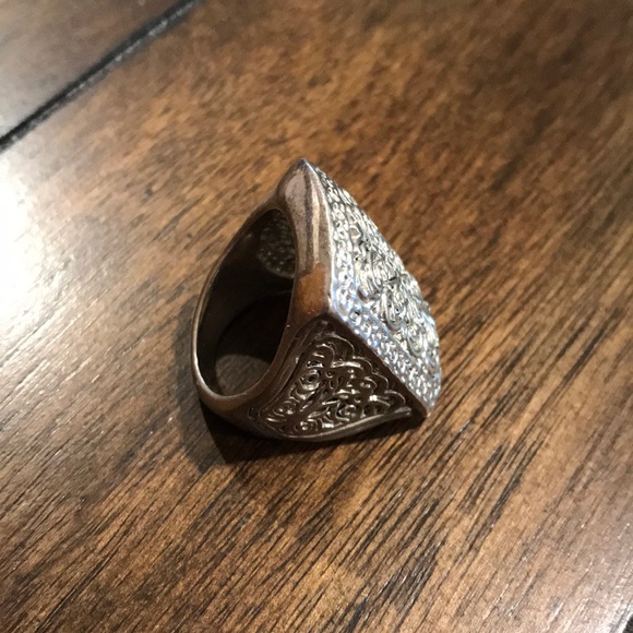 Statement ring ✨ - Picture 2 of 4